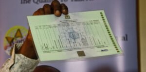 Jinsi ya Kupata Cheti cha Kuzaliwa kwa Mtu Mzima 